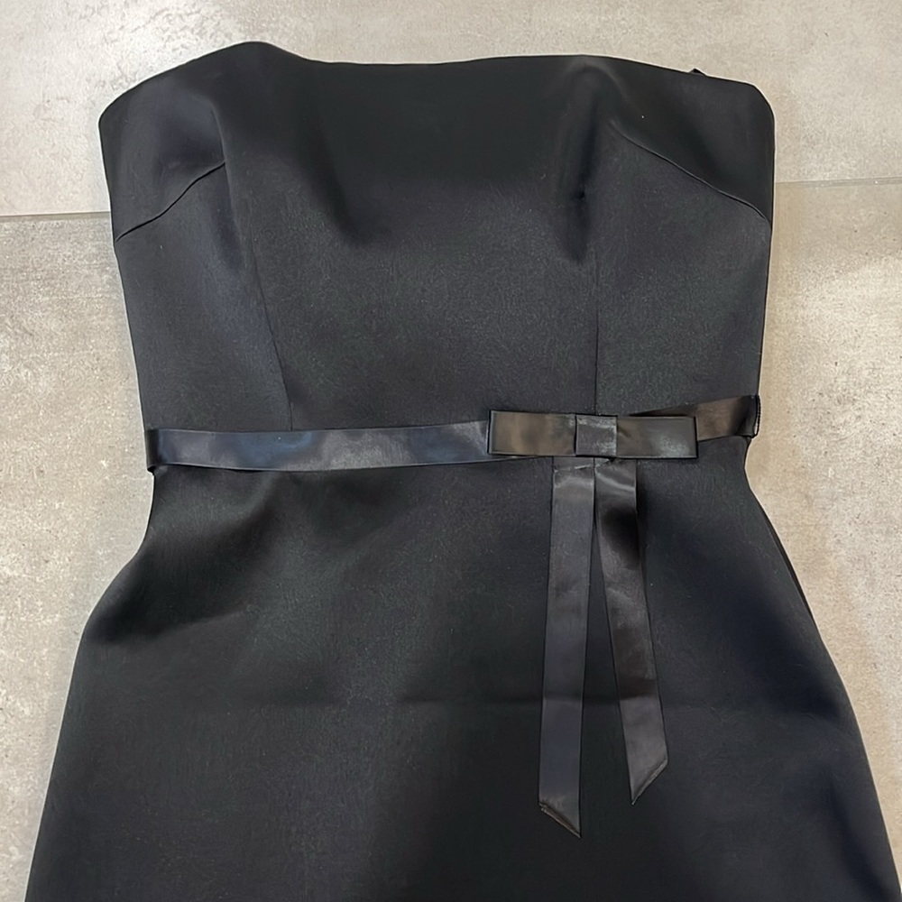 EUC Laundry Black Strapless Bow Dress - Picture 2 of 5